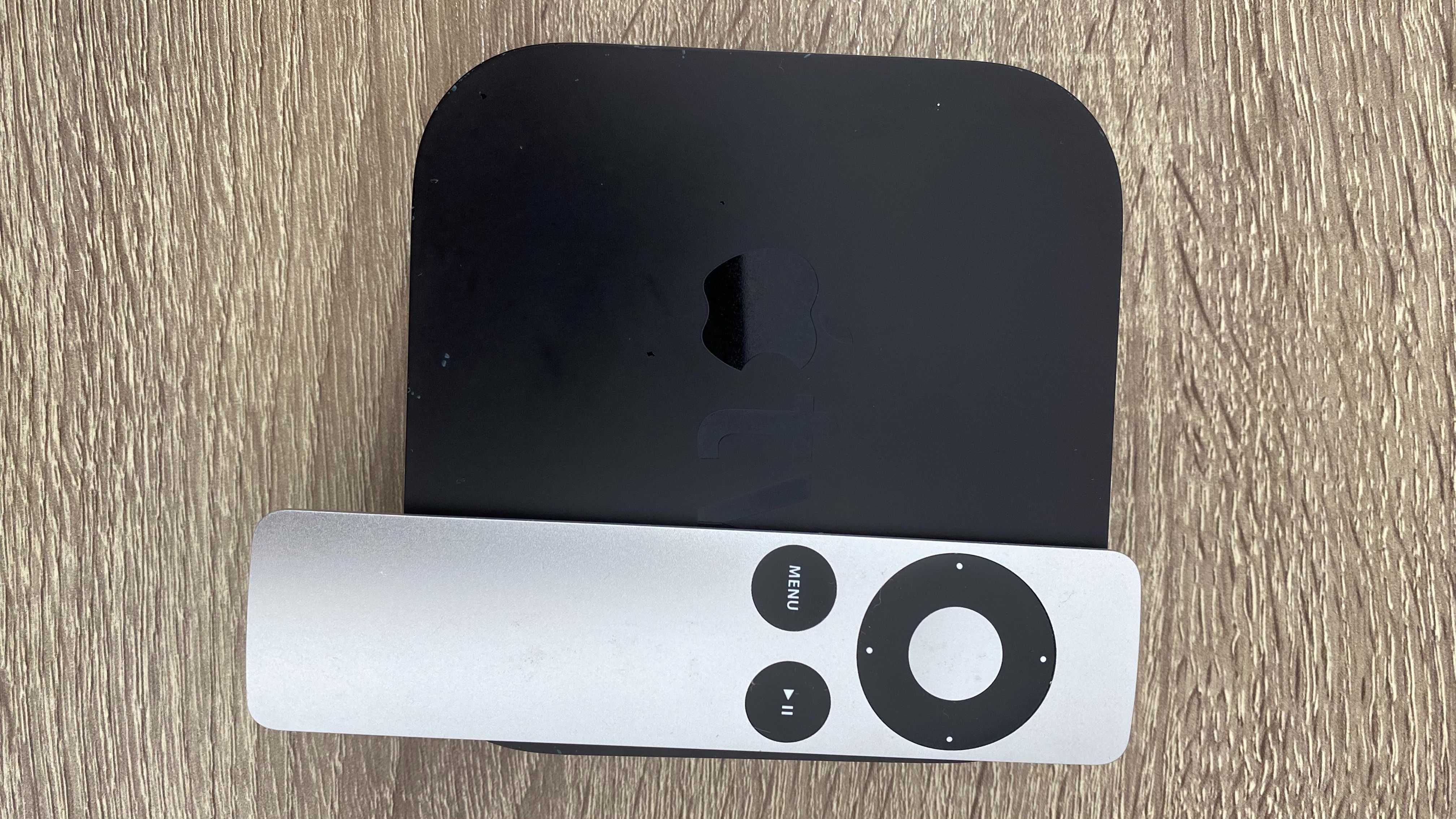 Apple TV Generatia 3 - model A1427 + Telecomanda