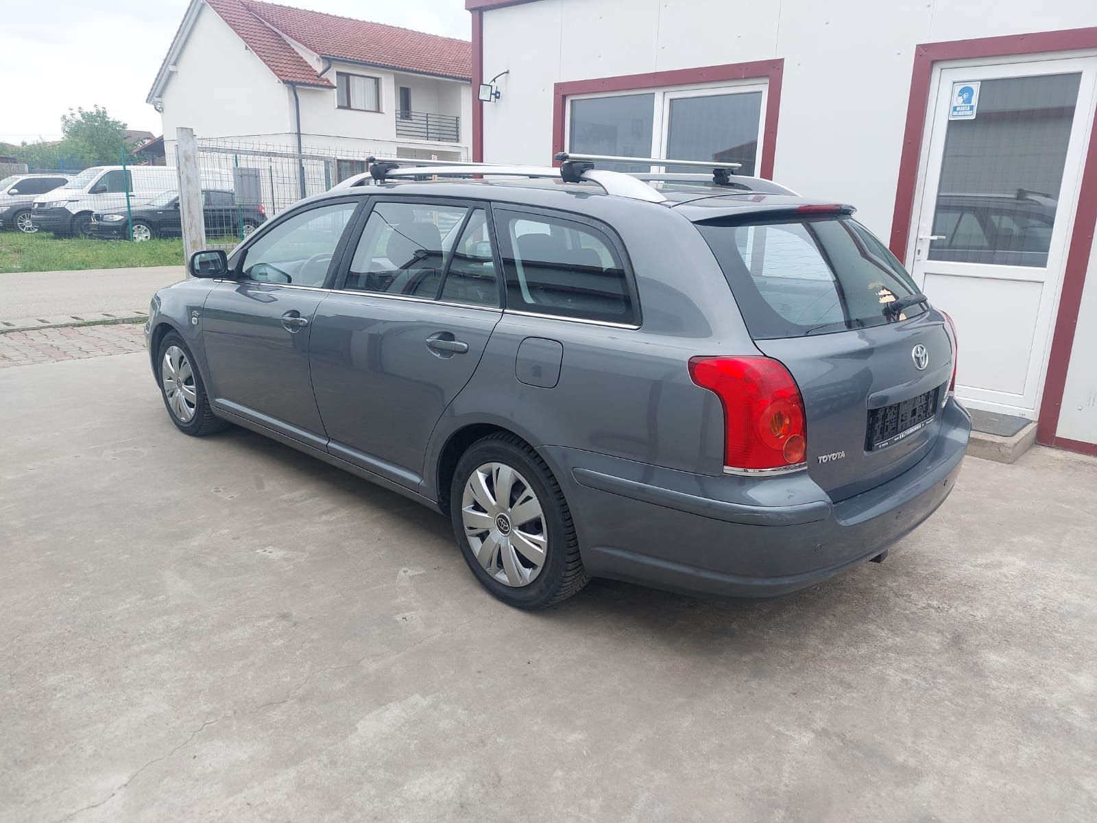 Toyota Avensis 2 ! 2500 Euro! 2.0 D-4D! Climatronic! import GERMANIA
