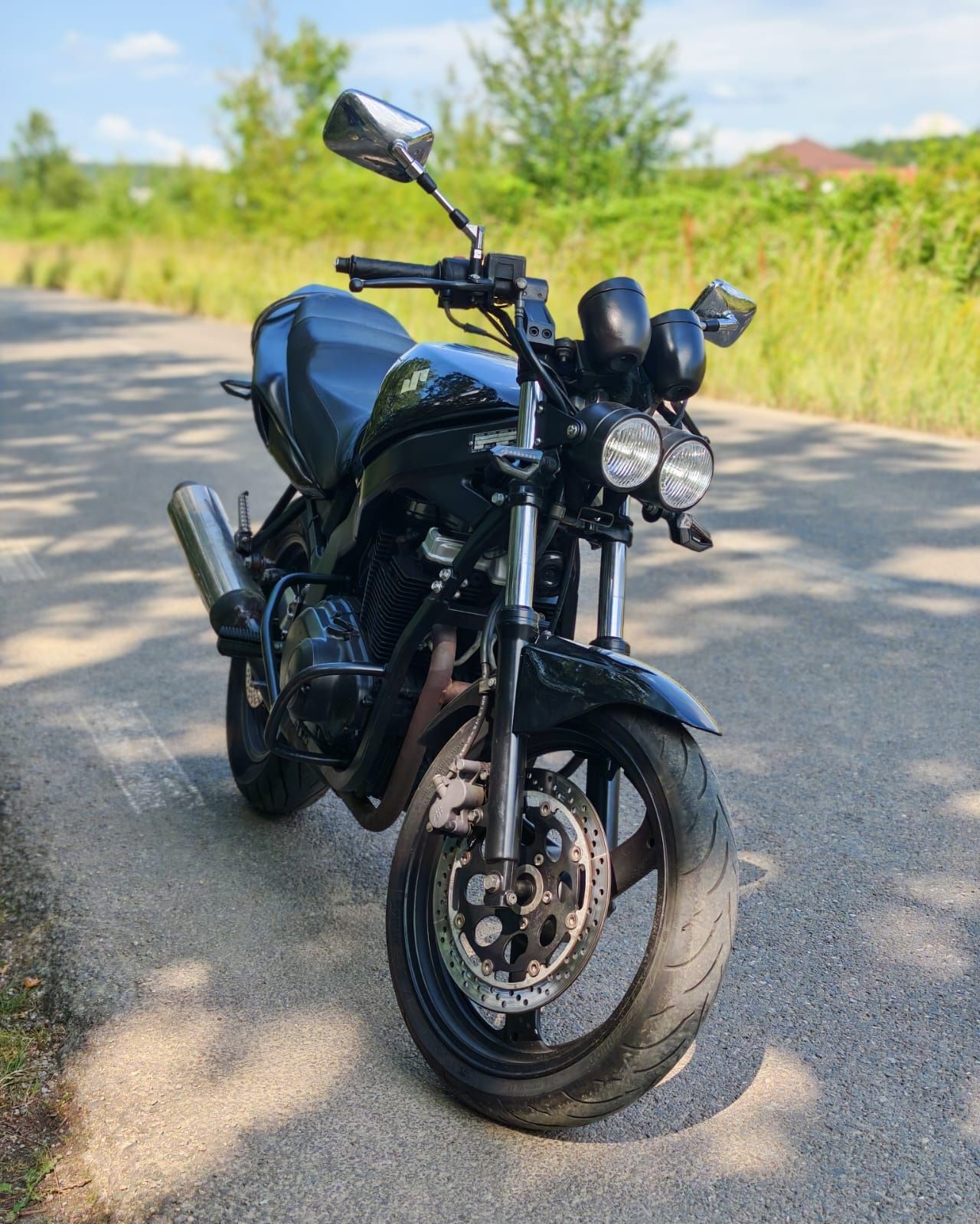 Vând motocicletă sau schimb cu auto