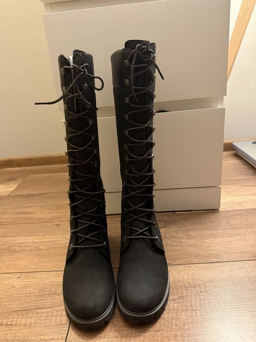 Черни ботуши Timberland, естествена кожа, 39 номер,140 лв