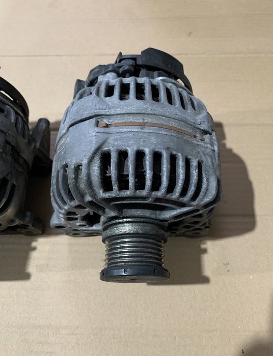 Alternator Audi : 03G903016E, A4 A5 A6 Q5 2.0 TDI CAG CAH