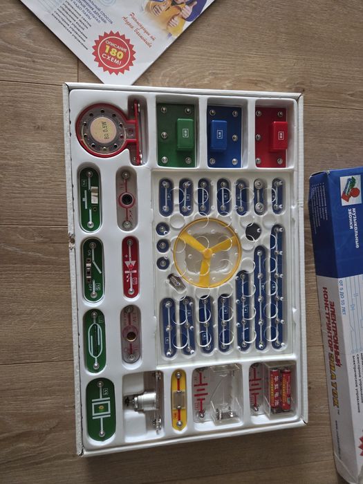 Продам электро конструкто Знаток