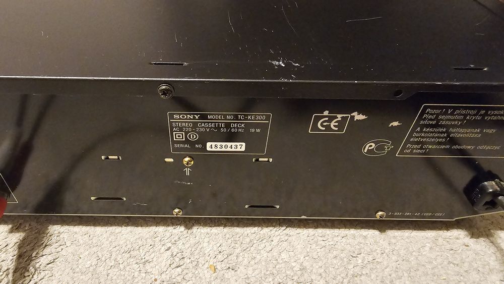 Casetofon / deck Sony TC-KE300, doua capete.