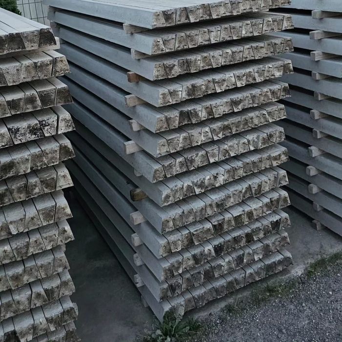 Spalieri beton, stalpi de gard