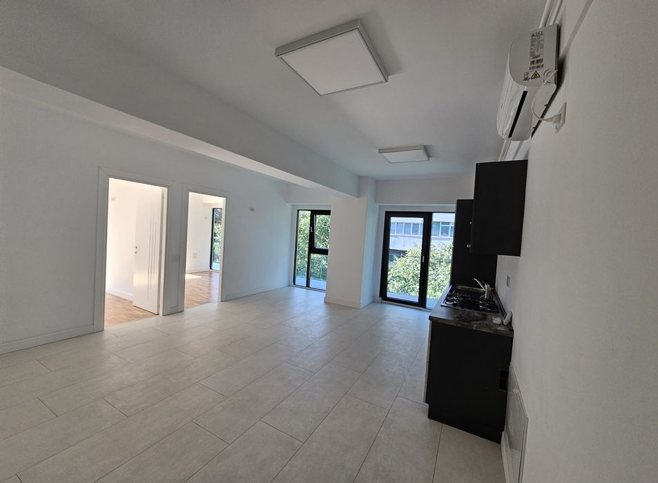 Apartament 80mp Mercury Podu Ros de inchiriat