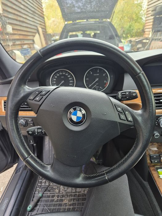 Волан с вибрация за бмв е60/е61 от кола с бутон