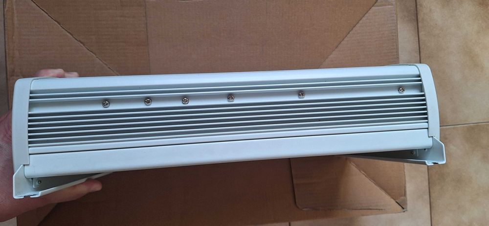 Продавам висок клас инвертор КISАЕ SW1220i - 2000W чиста синусоида.