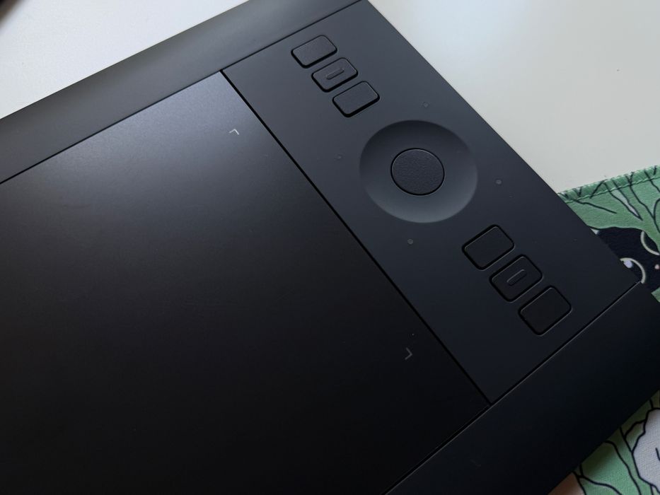 Tableta grafica Wacom Intuos Pro S