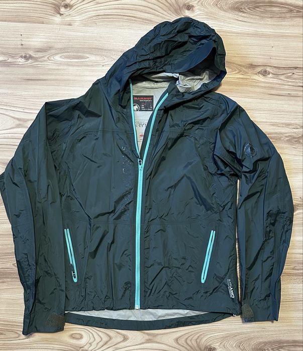 Cotopaxi,Adidas,55DSL,Lacoste,T.Hilfiger,Mamut,Harley-Davidson,Haglofs