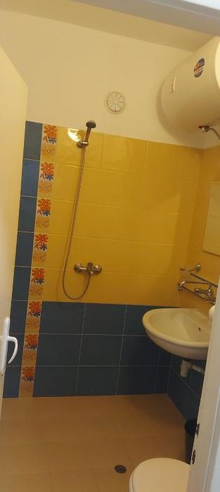 Дава се под наем Едностаен апартамент в Пловдив, Кючук Париж - 45 кв.м за 300 € - Снимка #3