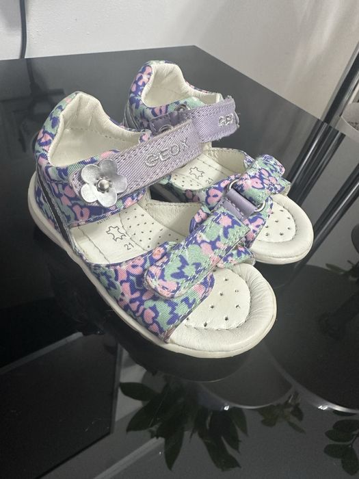 Детские сандали