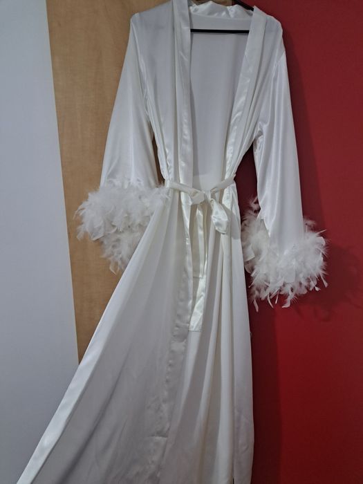 Vand rochie de mireasa