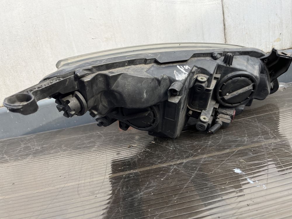 Far/Faruri Opel Astra J 2011 / Detin ambele modele, cu led sau fara