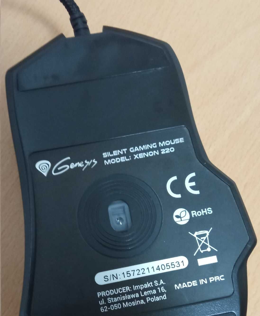 Vand Mouse Gaming Genesis Xenon 220  cu fir mufa USB si Iluminare RGB