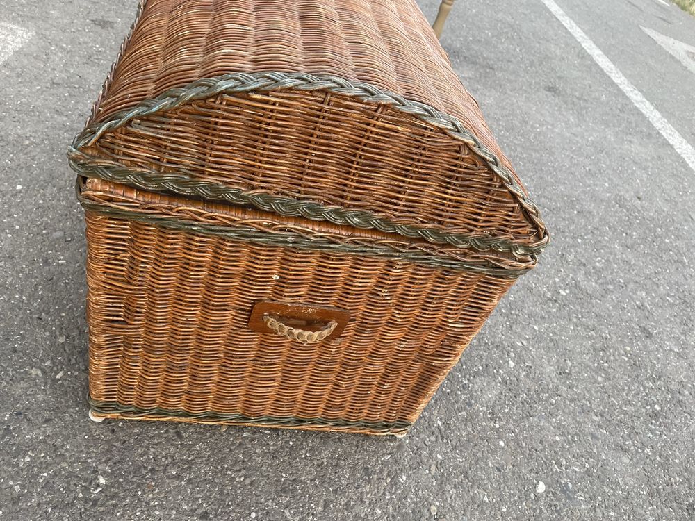 Cufar din paie vintage