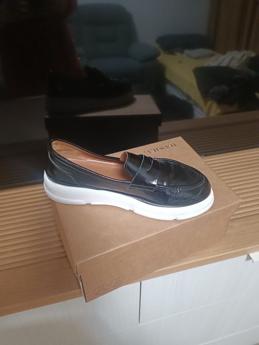 Loafersi din piele lacuita