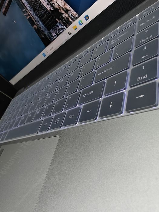 Laptop GXMO / Intel Celeron / 16 GB / 512 SSD