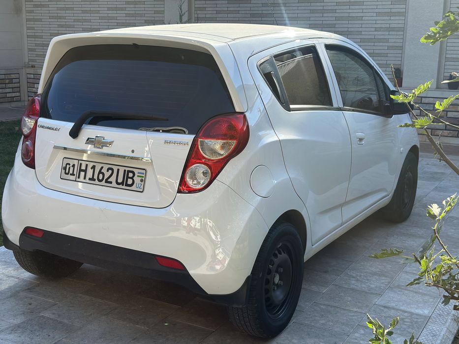 Spark 2018 yil 2 pazitsa mexanika 102000 km yurgan