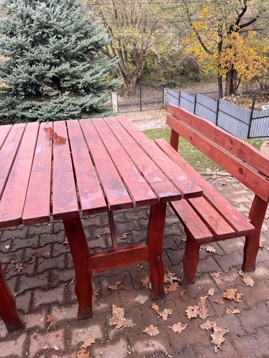 Set masa de gradina cu 2 banci.