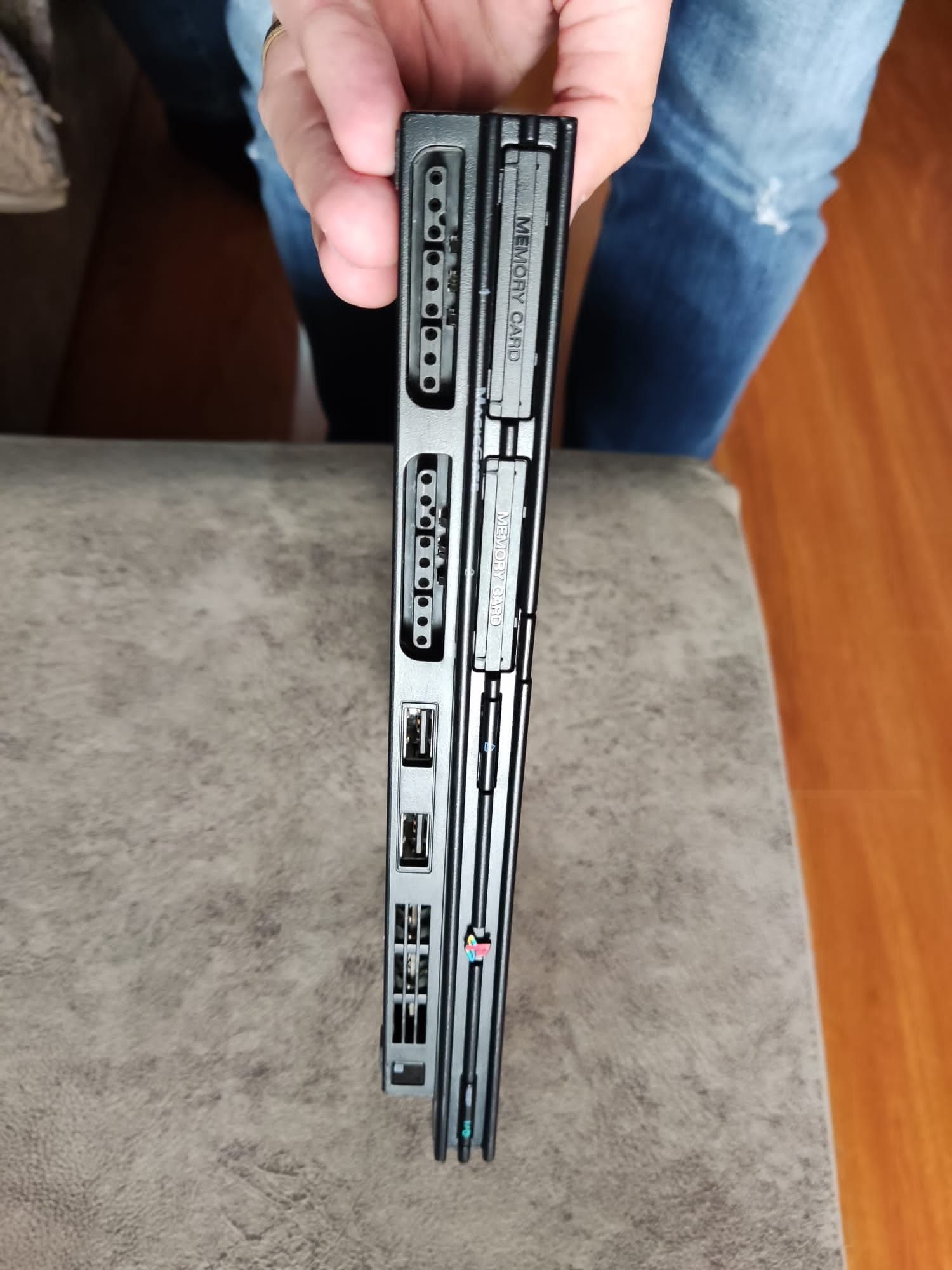 Consola PlayStation 2 Slim + jocuri originale impecabila