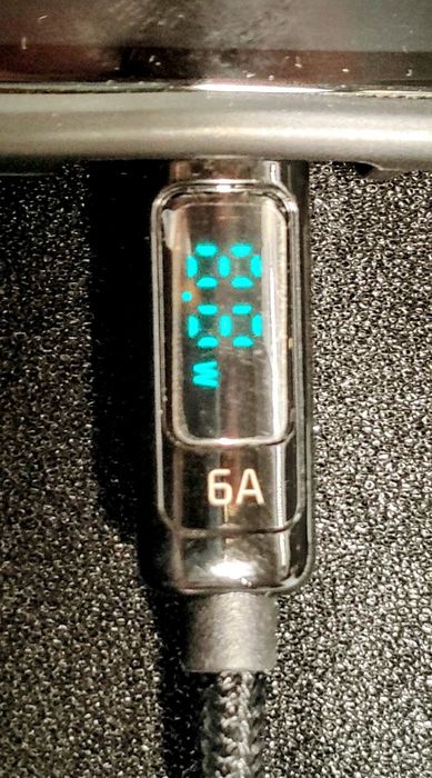 Смарт заряден USB кабел с дисплей