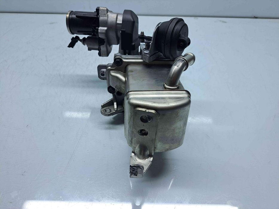 Racitor gaze Volvo V40 II Facelift [Fabr 2013-2019] P32203034 2.0 D420