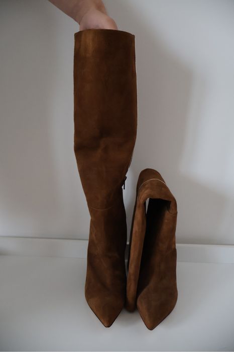 Cizme din piele intoarsa