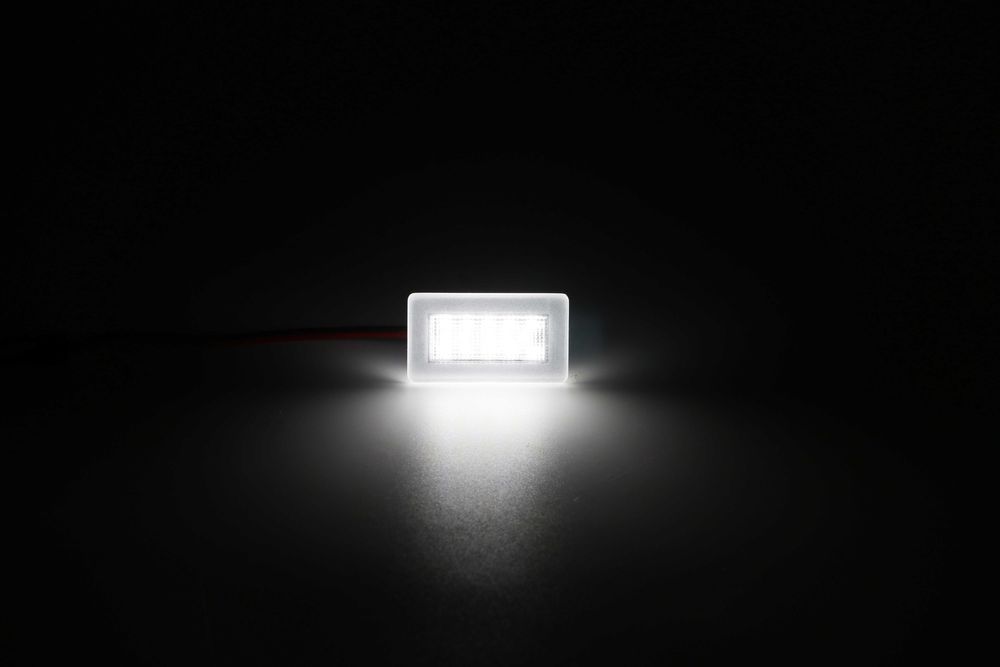 Lampi LED iluminat interior dedicate Tesla 3, Tesla X, Tesla S