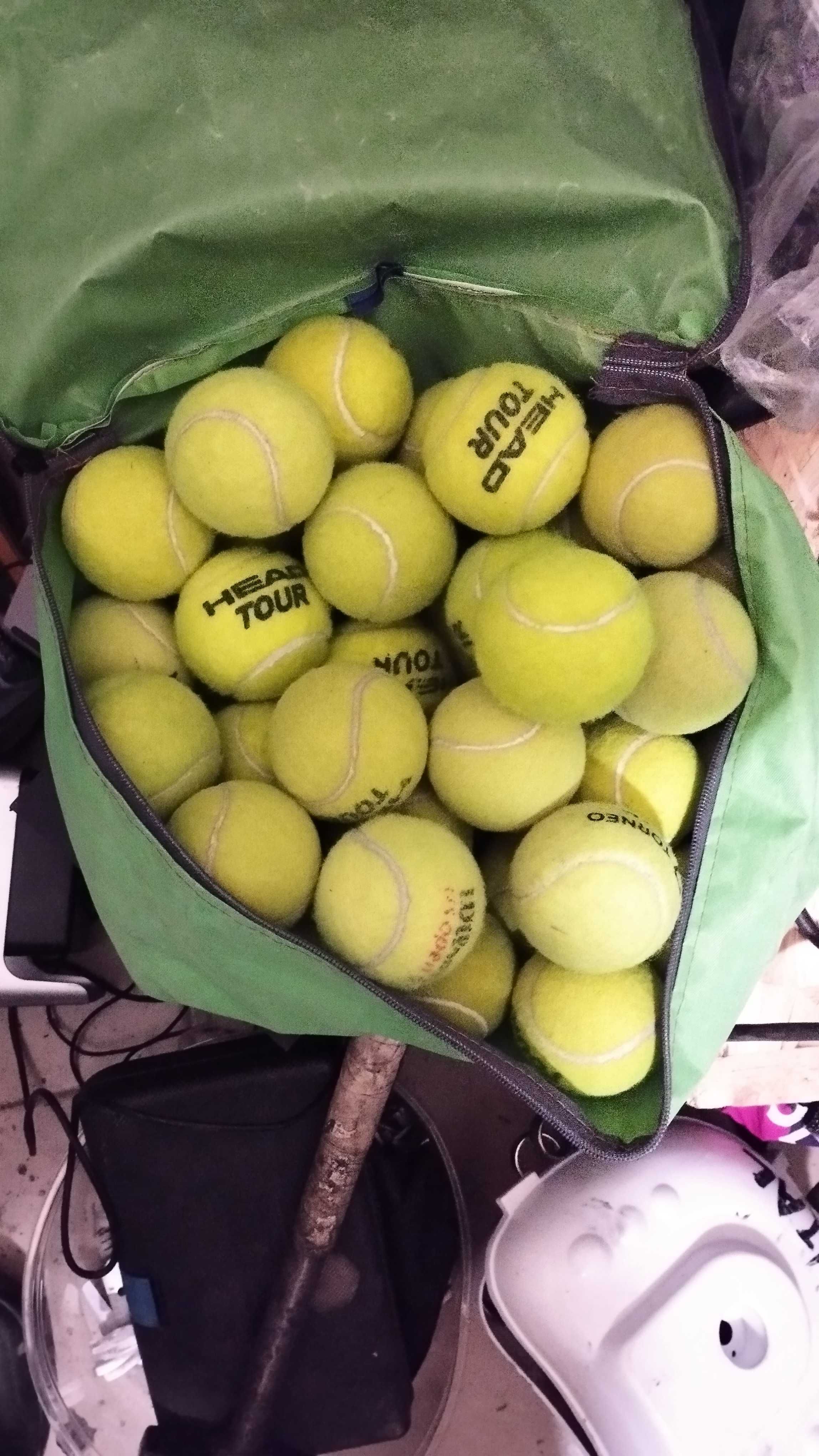 Продам теннисные мячи