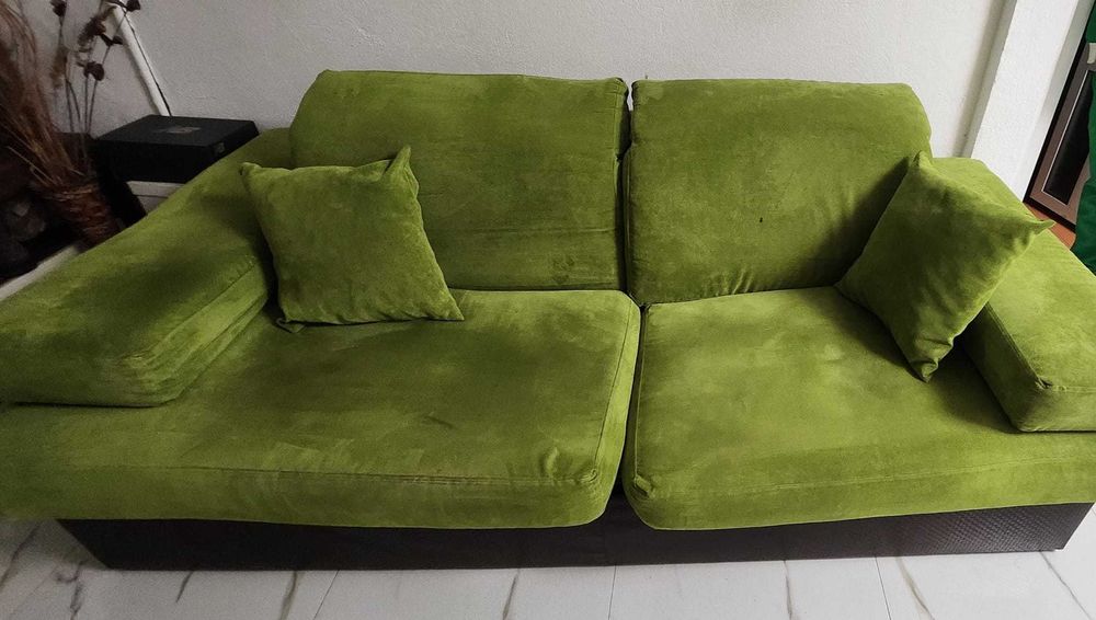 Vând canapea extensibila folosita