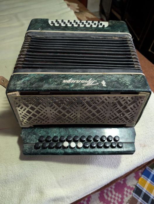 Harmonică rusească