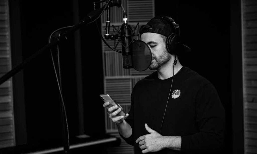 Diktor ovozi brand voice, reklamalar, instagram va boshqa kontentlar