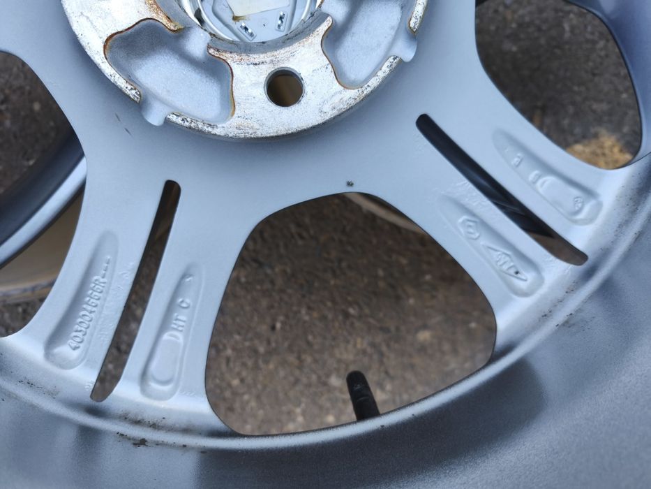 16" оригинални алуминиеви джанти за Renault/Nissan/Dacia.