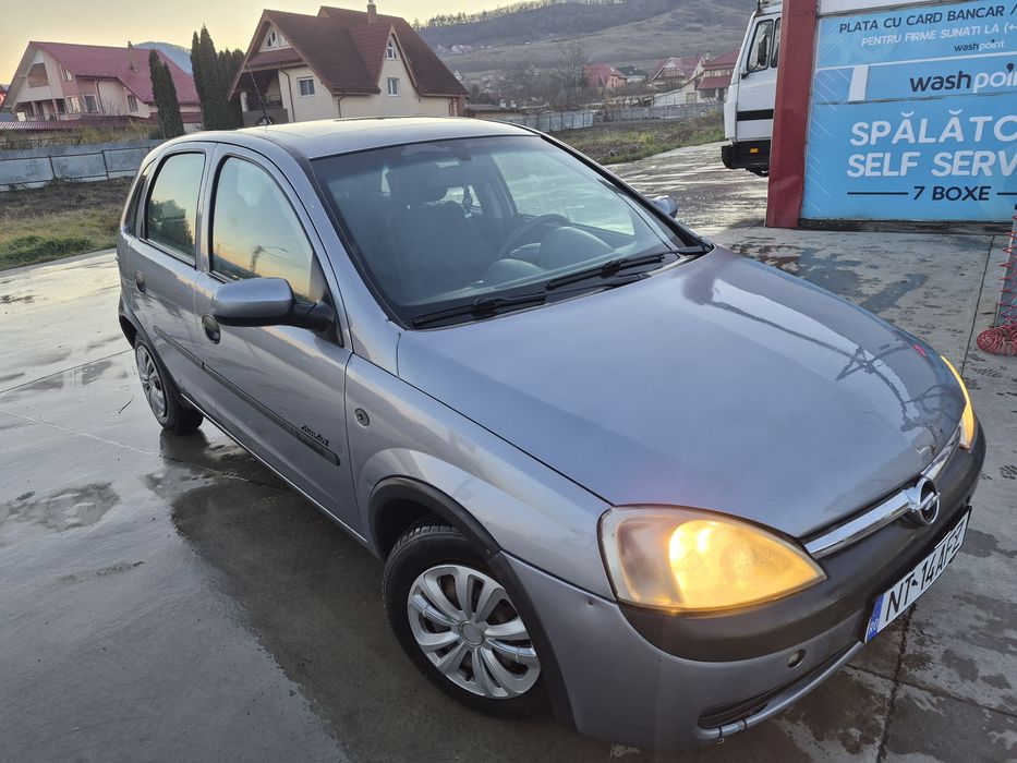 Opel Corsa C 1.0 an 2004