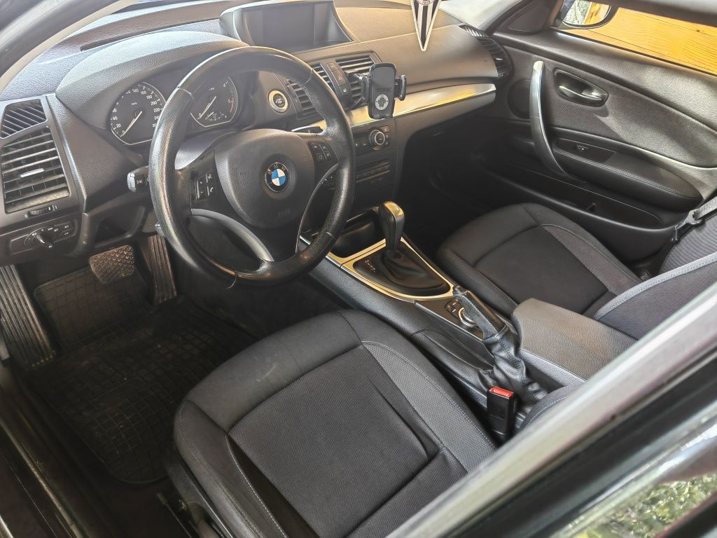 Vând BMW seria 1, 120D