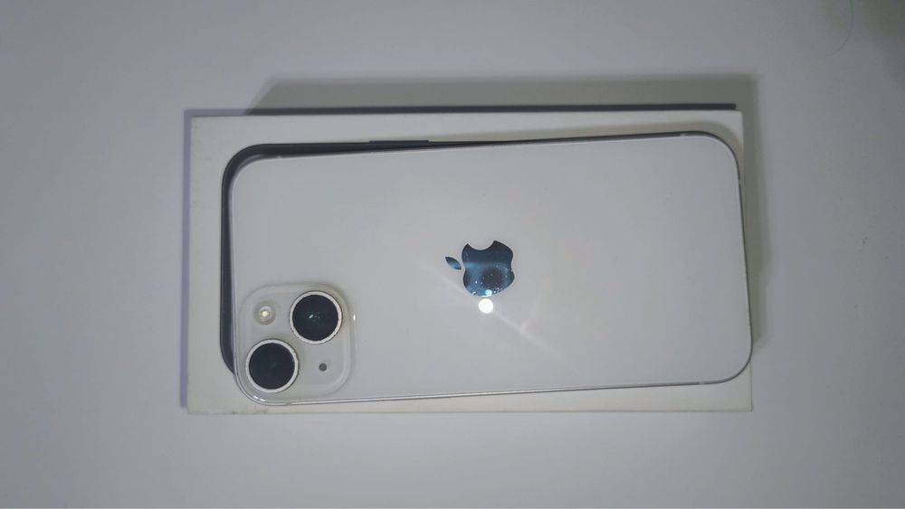 iPhone 14 simplu