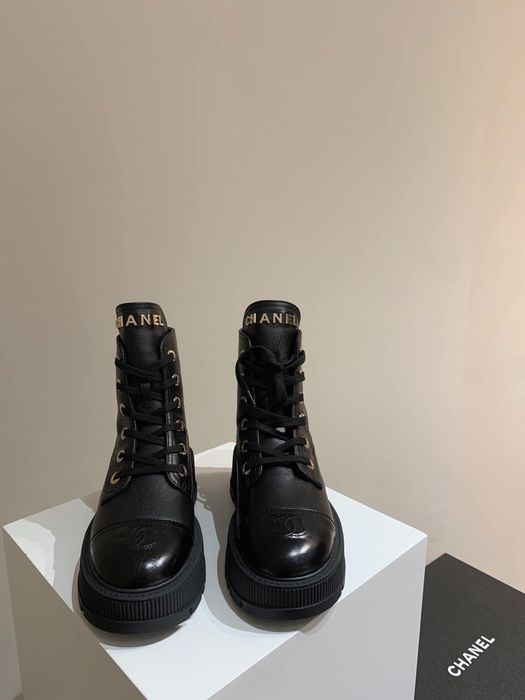 Обувки Chanel Естествена кожа