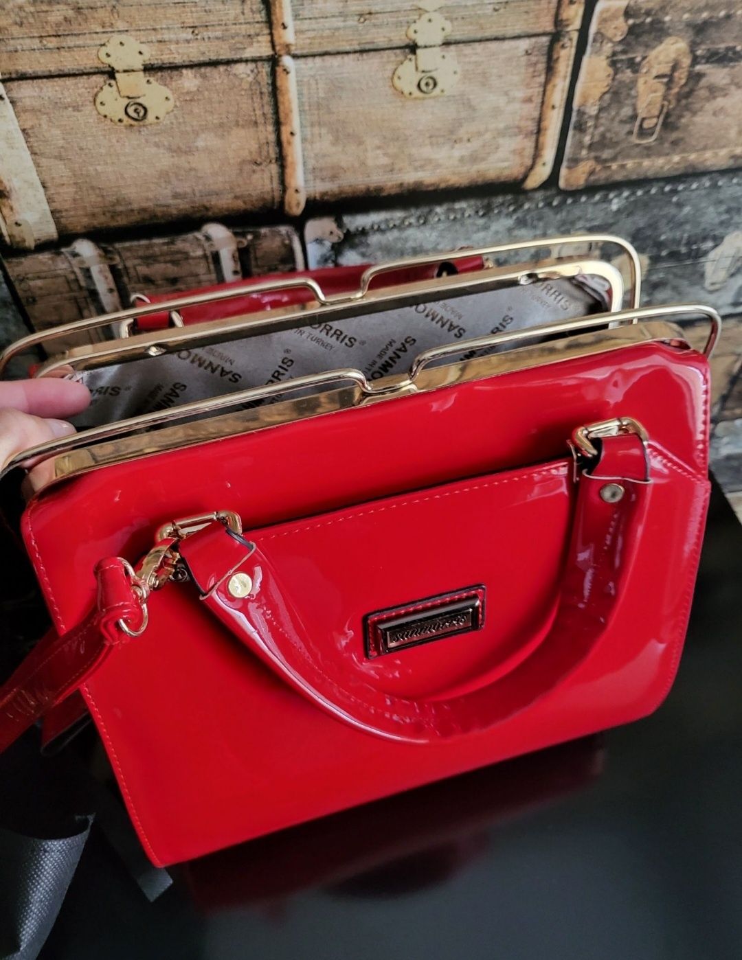 Чанта червен цвят