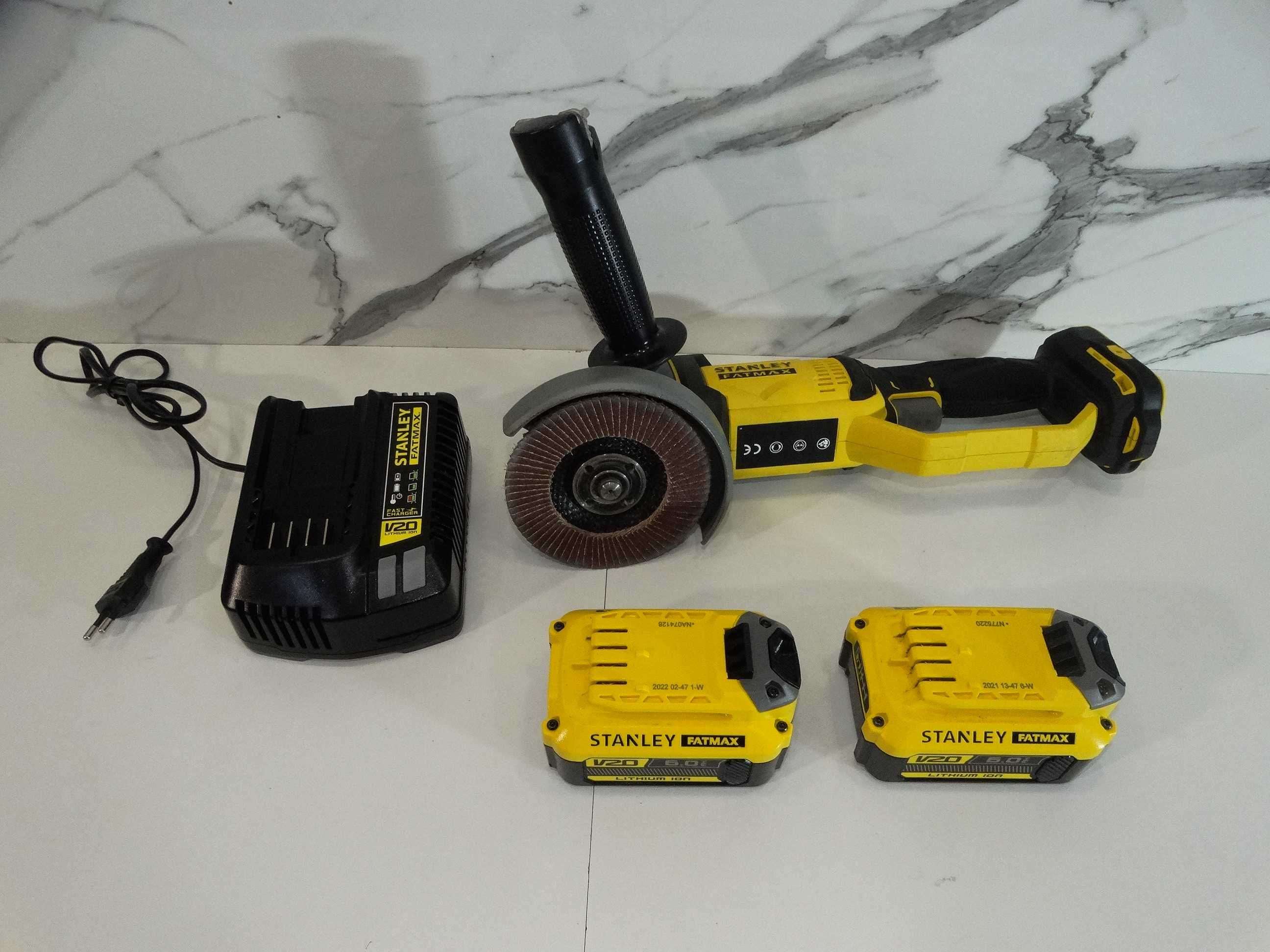 Stanley Fatmax SFMCG 400 / 2 x 6.0 Ah - Ъглошлайф