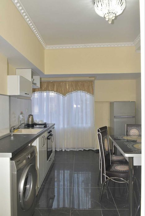 Дава се под наем Двустаен апартамент в Варна, Автогара - 60 кв.м за 484.5 € - Снимка #2