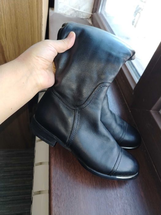 Зимние женские сапоги