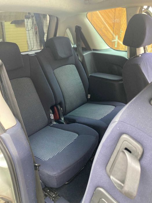 Peugeot 1007 1.6 automatic