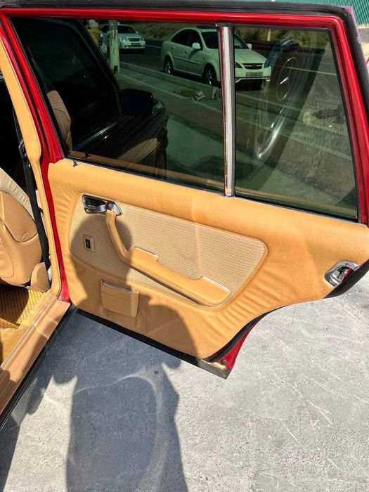 Mercedes-Benz W123 TE