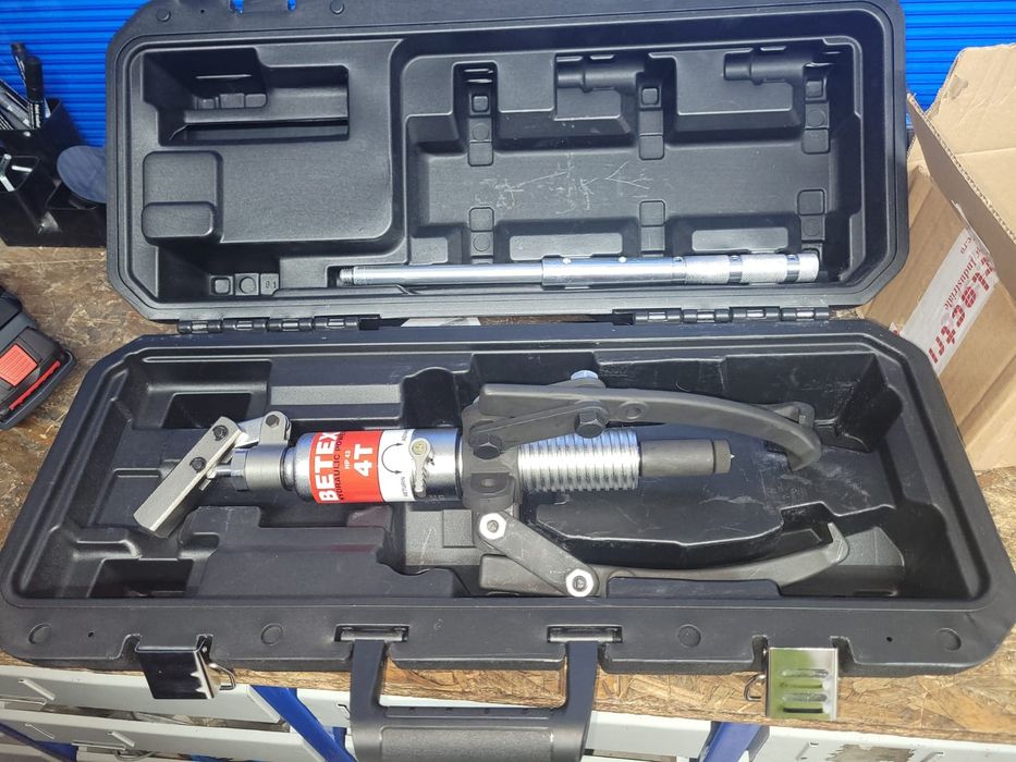 Presa extractor hidraulic