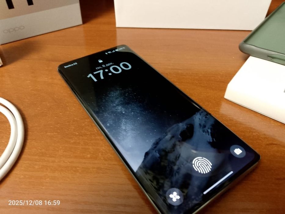 OPPO Reno 11 5g, описание