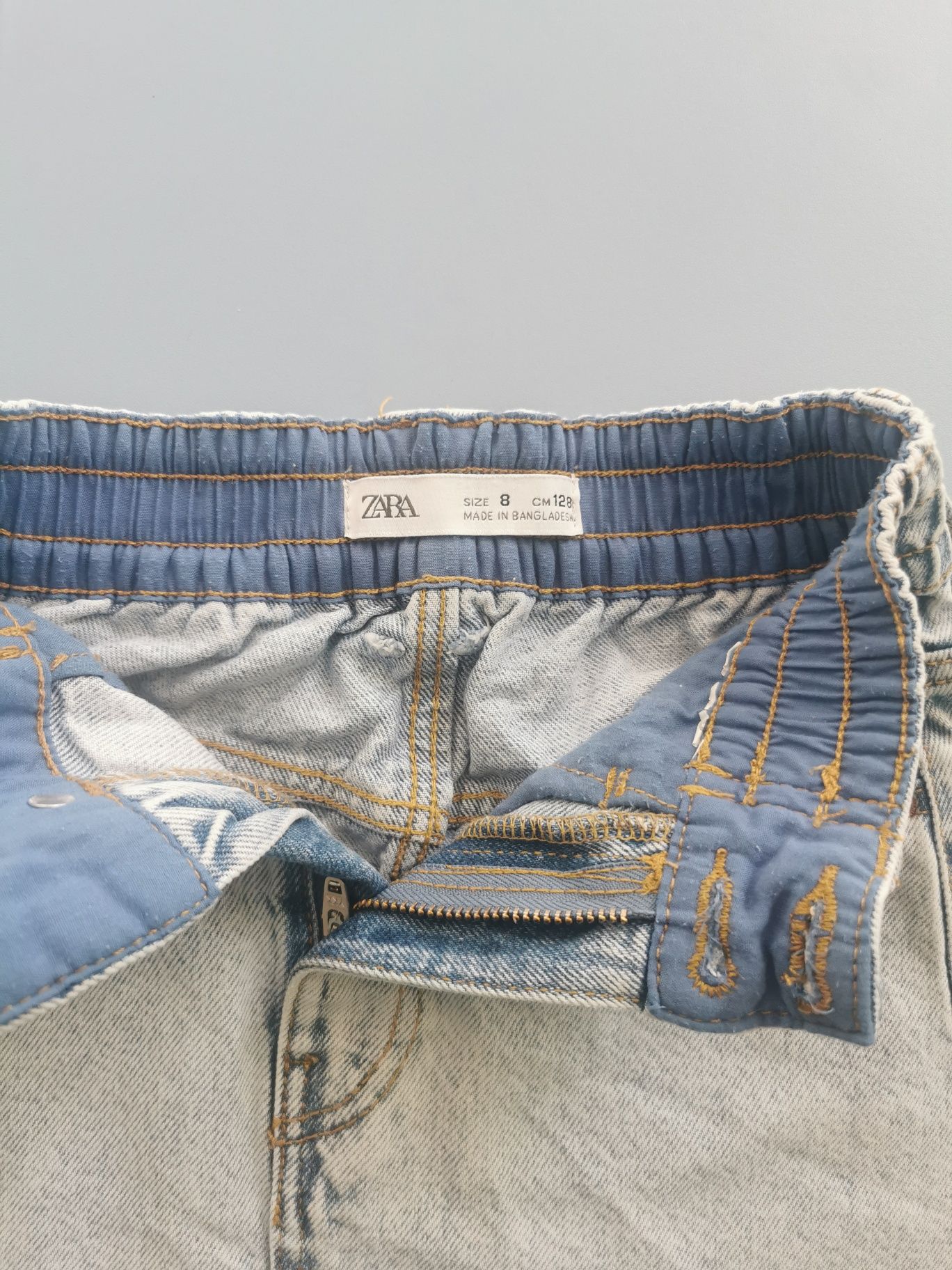 Детска дънкова пола на Zara