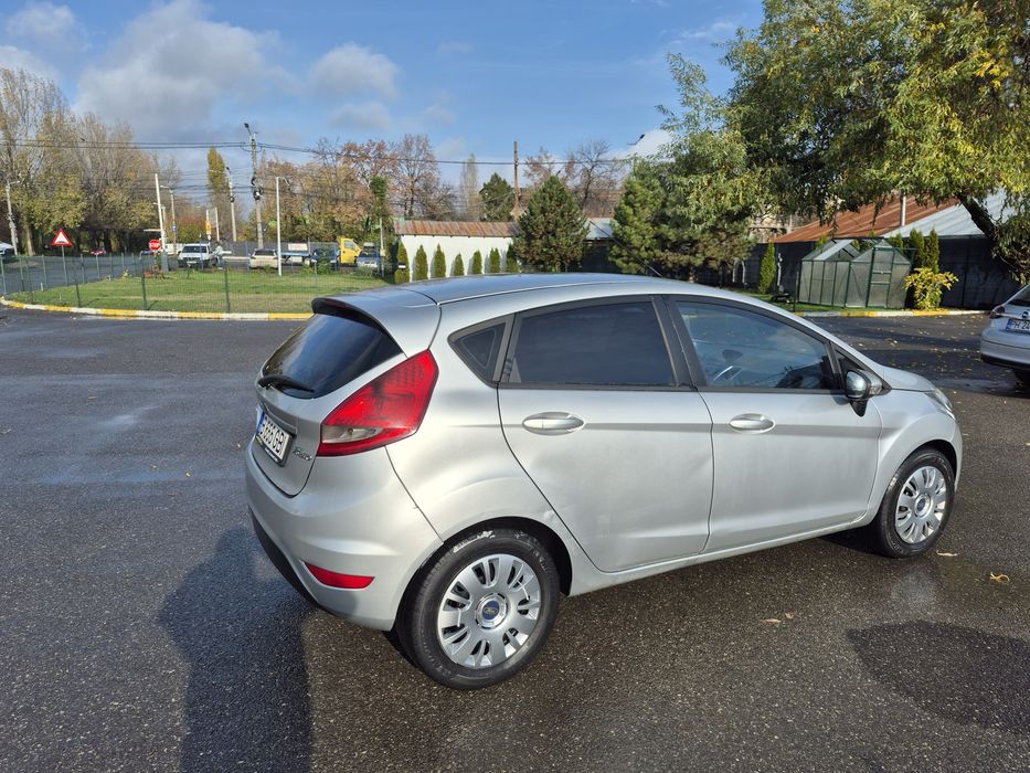 Urgent...Ford Fiesta 1.6 Diesel