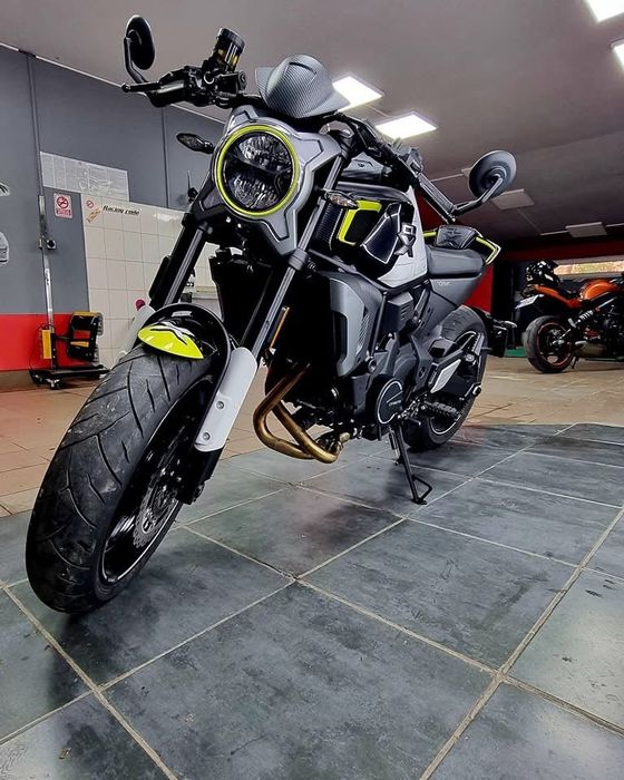 CF MOTO 700 CL-X Sport