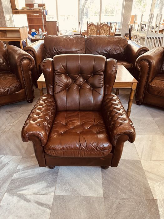 Кожено кресло от Швеция – Chesterfield стил, естествена кожа