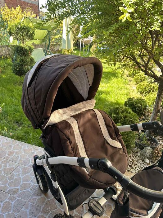 Бебешка количка 3 в 1